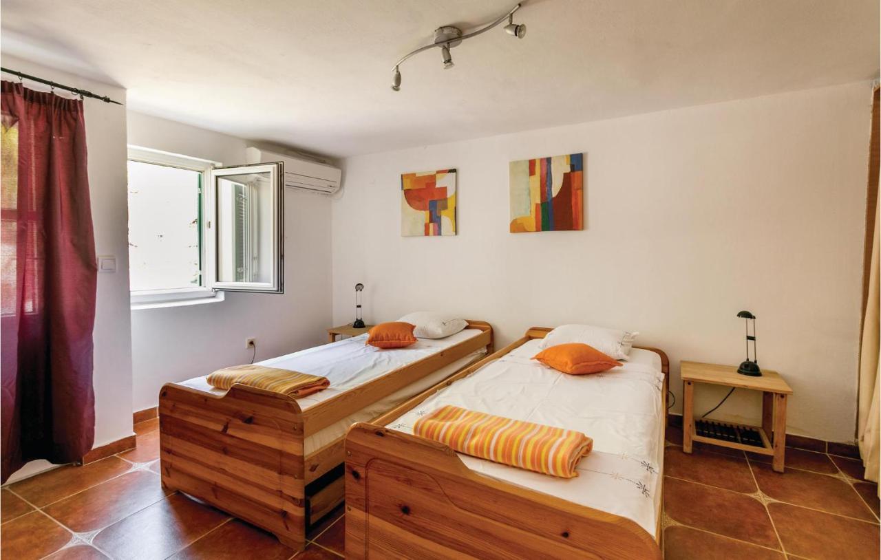 Lovely Home In Kotor With Wifi Екстер'єр фото